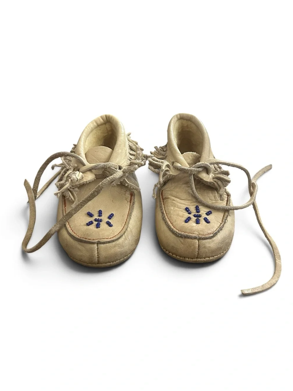 Vintage Baby 6.5 Fringe Moccasin Shoes in Cream with Bead Detail